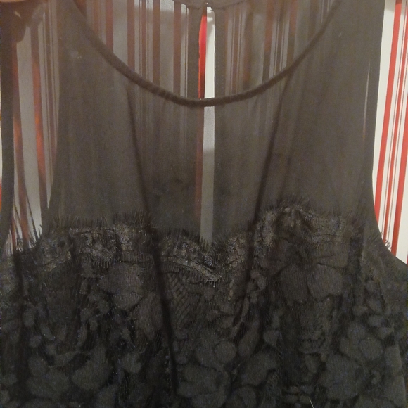 Pre-owned bcbgeneration black sheer and lace cocktail dress size 10 - Picture 11 of 12